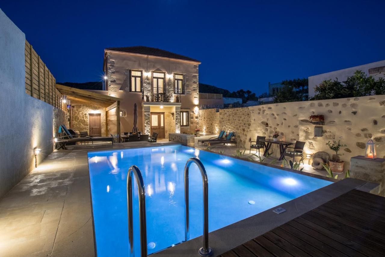 Villa Theta Dhrapaniás Exteriör bild