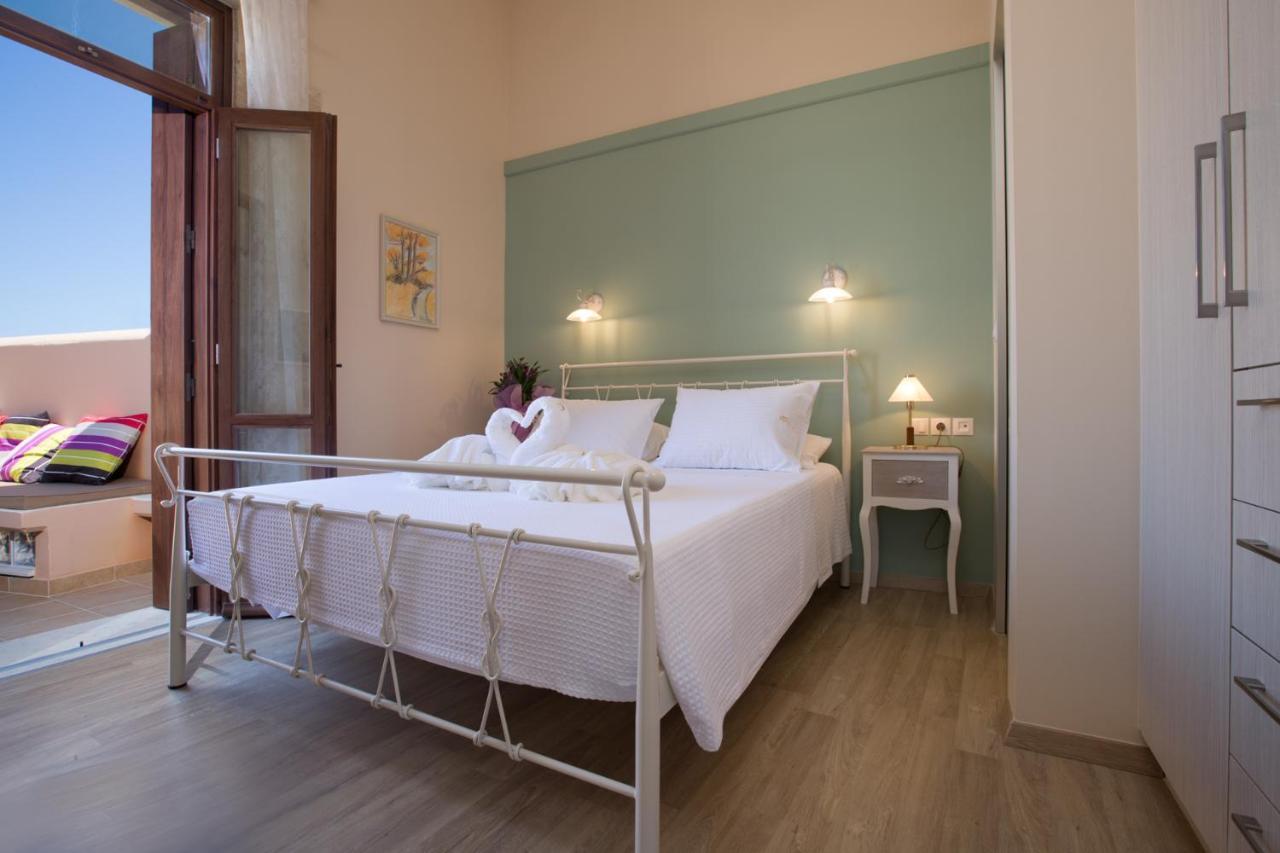 Villa Theta Dhrapaniás Exteriör bild